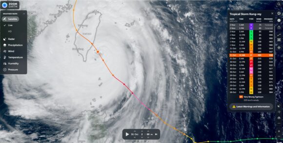 Super Typhoon Kong Rey and rainfall totals top 1,000 mm Taiwan 31 October 2024