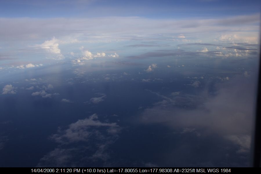 20060414jd27_clouds_taken_from_plane_e_of_nsw_pacific_ocean