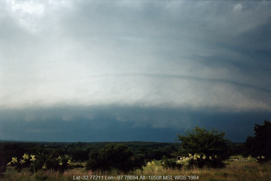20040601jd02_shelf_cloud_n_of_weatherford_texas_usa