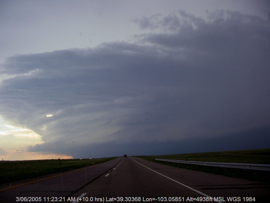 20050602jd09_shelf_cloud_i_70_near_flagler_colorado_usa