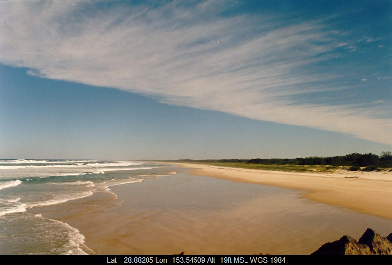 20040530mb01_cirrus_cloud_ballina_nsw