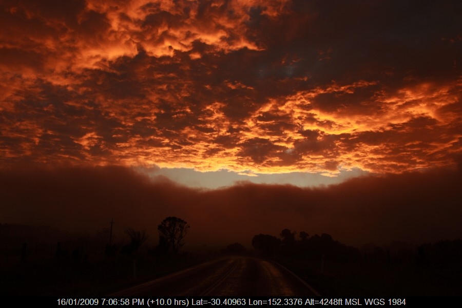 20090116jd46_altocumulus_cloud_ebor_nsw