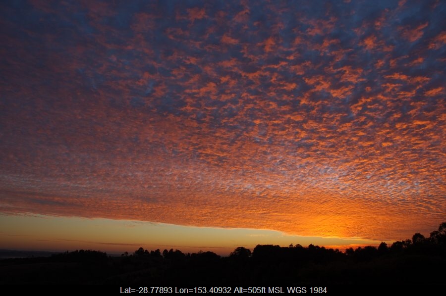 20070802mb01_mackerel_sky_mcleans_ridges_nsw