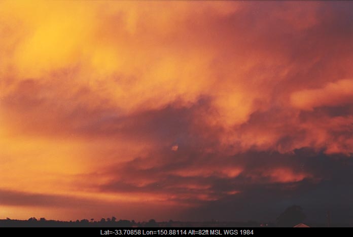 20010621jd05_altostratus_cloud_schofields_nsw