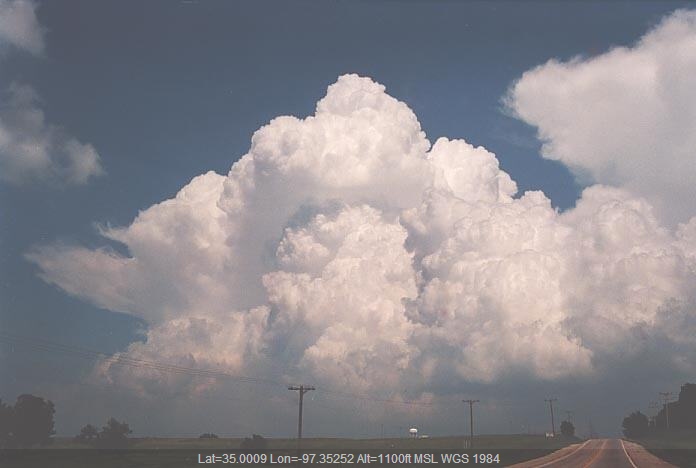 20010520jd05_cumulonimbus_incus_e_of_purcell_oklahoma_usa