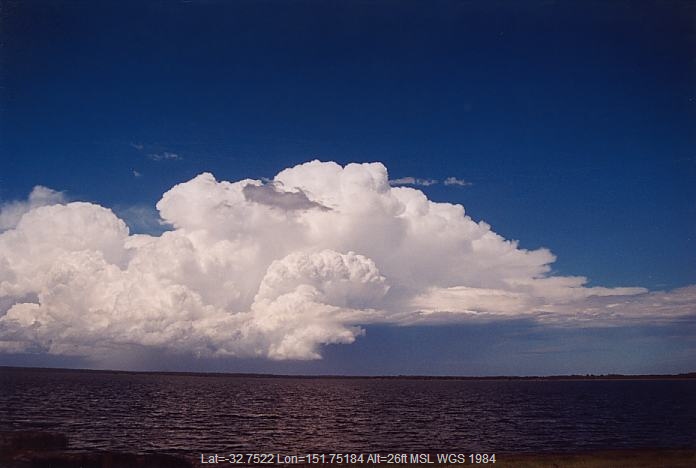 20020208jd12_cumulonimbus_incus_e_of_raymond_terrace_nsw