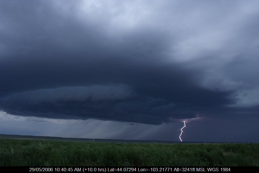 20060528jd04_lightning_bolts_near_rapid_city_south_dakota_usa