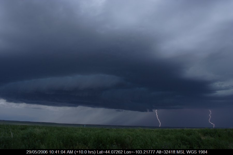 20060528jd05_lightning_bolts_near_rapid_city_south_dakota_usa