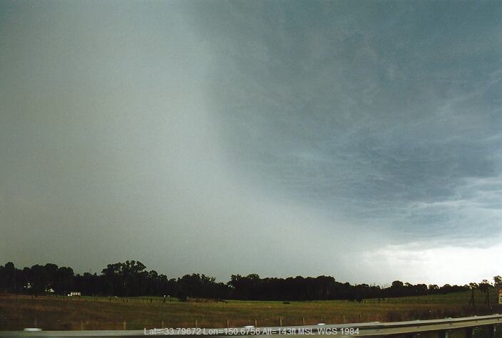 19971027mb05_thunderstorm_base_glenmore_park_nsw