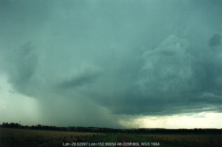 20001105mb08_thunderstorm_base_s_of_kyogle_nsw