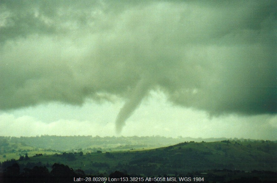 20010129mb07_thunderstorm_base_mcleans_ridges_nsw