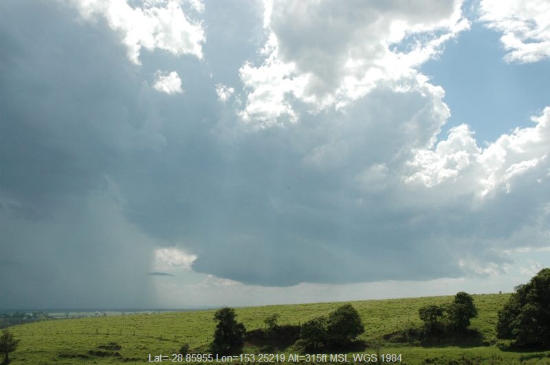 20041213mb07_thunderstorm_base_parrots_nest_nsw