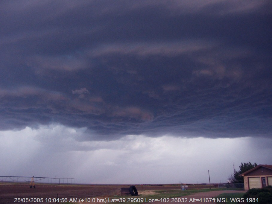 20050524jd08_thunderstorm_base_idalia_n_of_burlington_colorado_usa