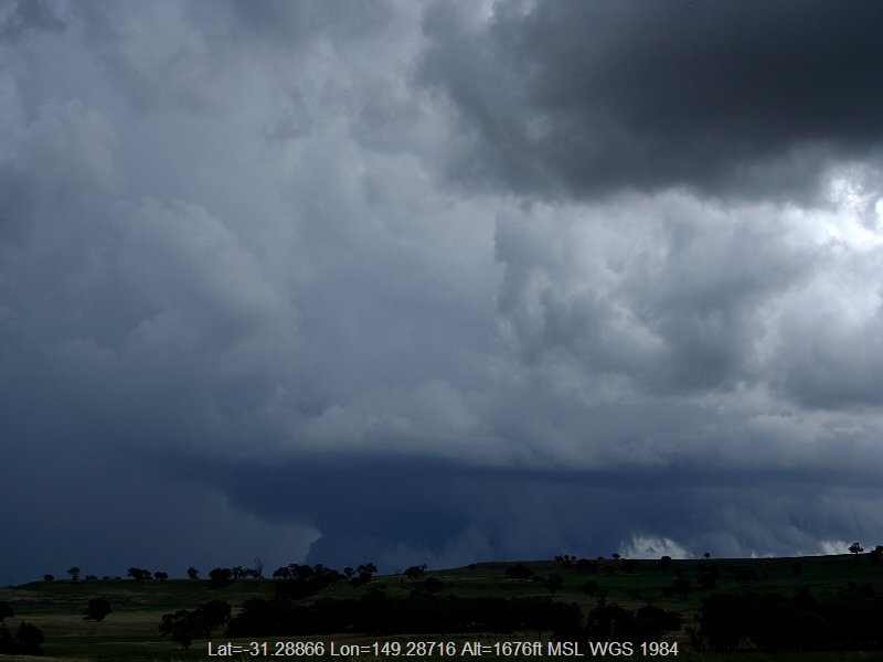 20051125jd13_thunderstorm_base_s_of_coonabarabran_nsw