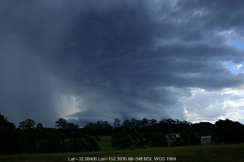 20051217jd18_thunderstorm_base_near_nabiac_nsw