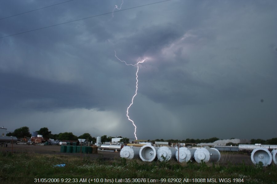 20060530jd31_thunderstorm_base_near_sayre_oklahoma_usa