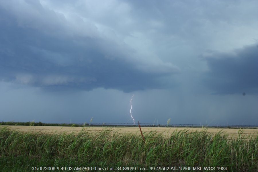 20060530jd71_thunderstorm_base_near_mangum_oklahoma_usa