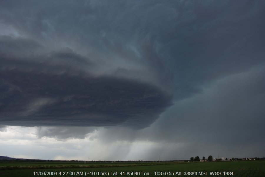 20060610jd29_thunderstorm_base_scottsbluff_nebraska_usa