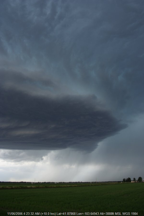 20060610jd32_thunderstorm_base_scottsbluff_nebraska_usa
