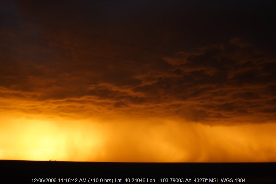 20060611jd39_thunderstorm_base_s_of_fort_morgan_colorado_usa