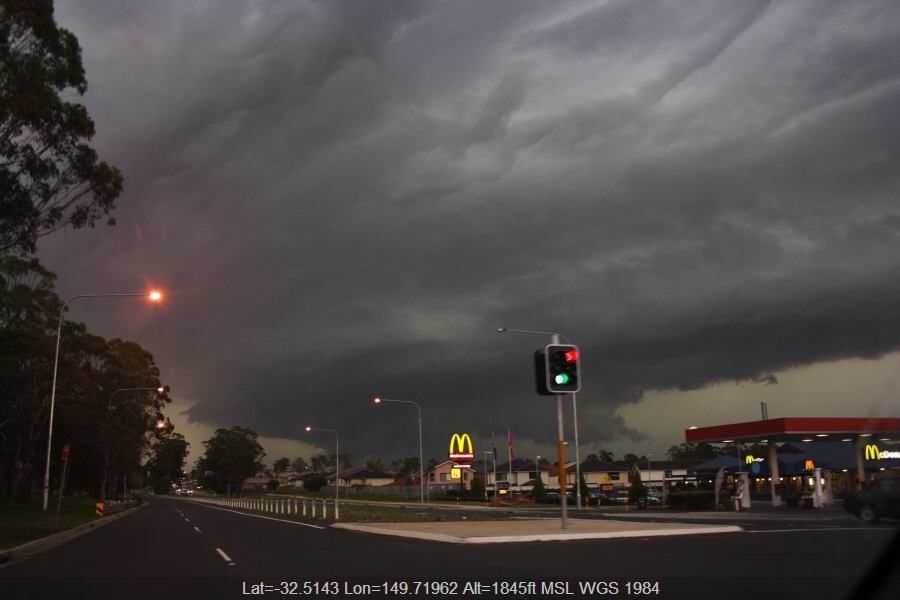 20070301jd28_thunderstorm_base_near_cross_roads_nsw