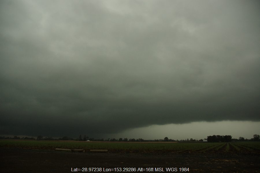 20071008mb17_thunderstorm_base_near_coraki_nsw