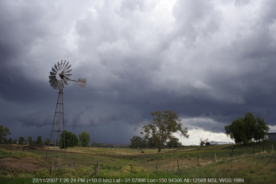 20071122jd06_thunderstorm_base_tamworth_nsw