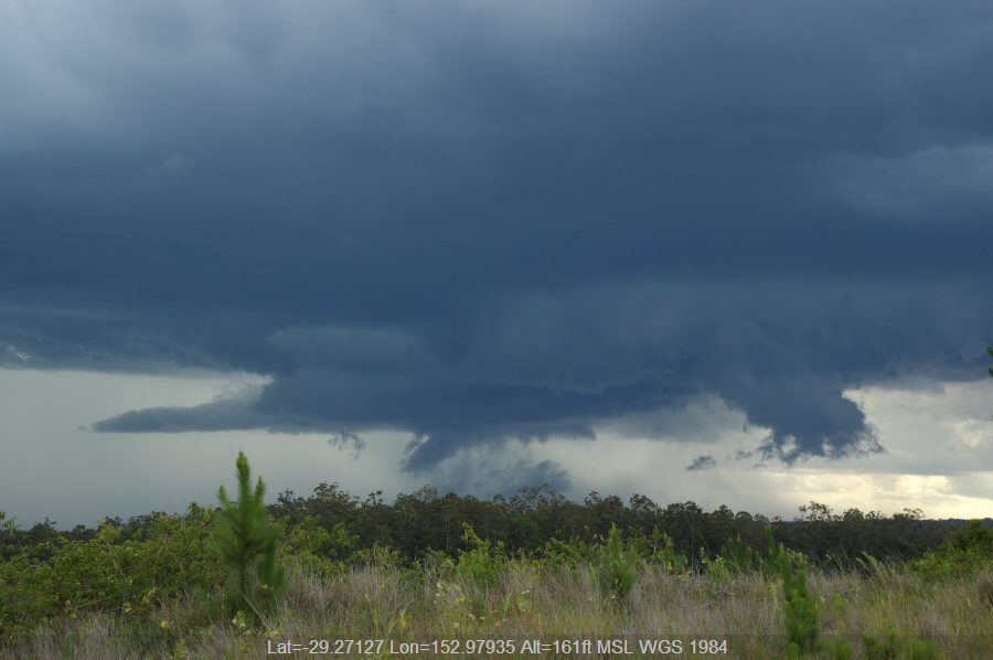 20071204mb24_thunderstorm_base_whiporie_nsw
