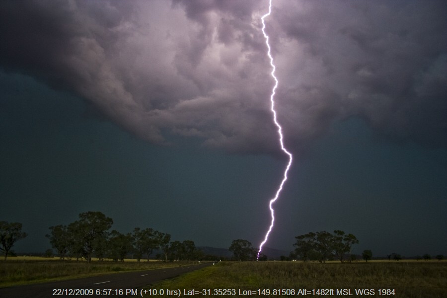 20091222jd89_thunderstorm_base_tambar_springs_nsw