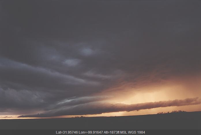 20020527jd01_supercell_thunderstorm_near_shawville_texas_usa