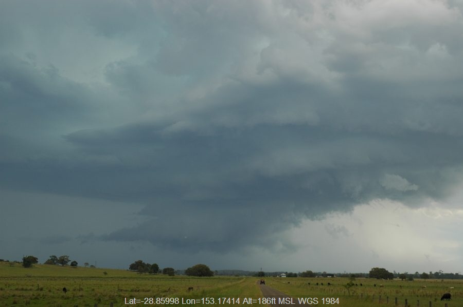 20061214mb38_supercell_thunderstorm_mckees_hill_nsw