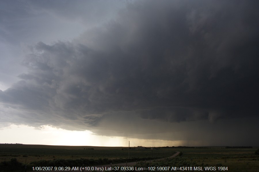 20070531jd029_supercell_thunderstorm_ese_of_campo_colorado_usa