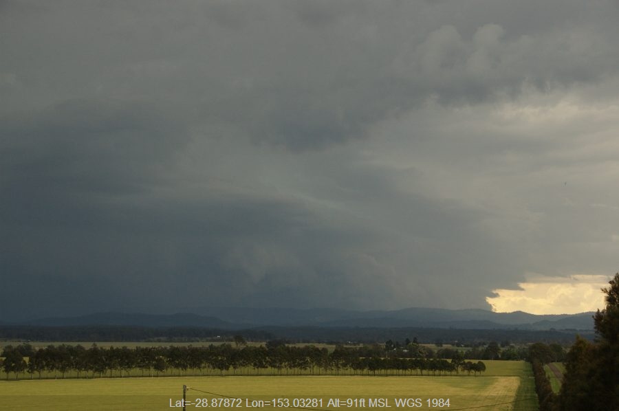 20080921mb33_supercell_thunderstorm_n_of_casino_nsw