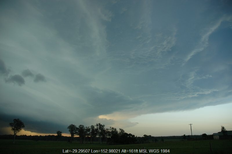 20050202mb31_thunderstorm_anvils_whiporie_nsw
