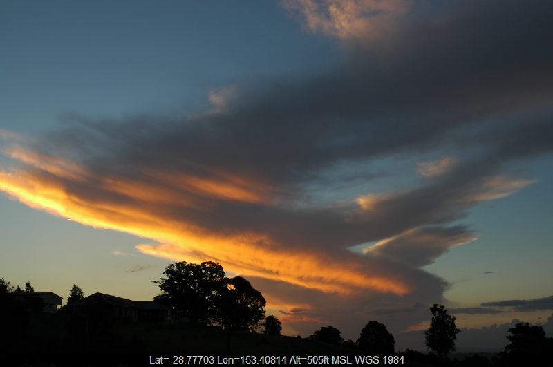 20060217mb15_thunderstorm_anvils_mcleans_ridges_nsw