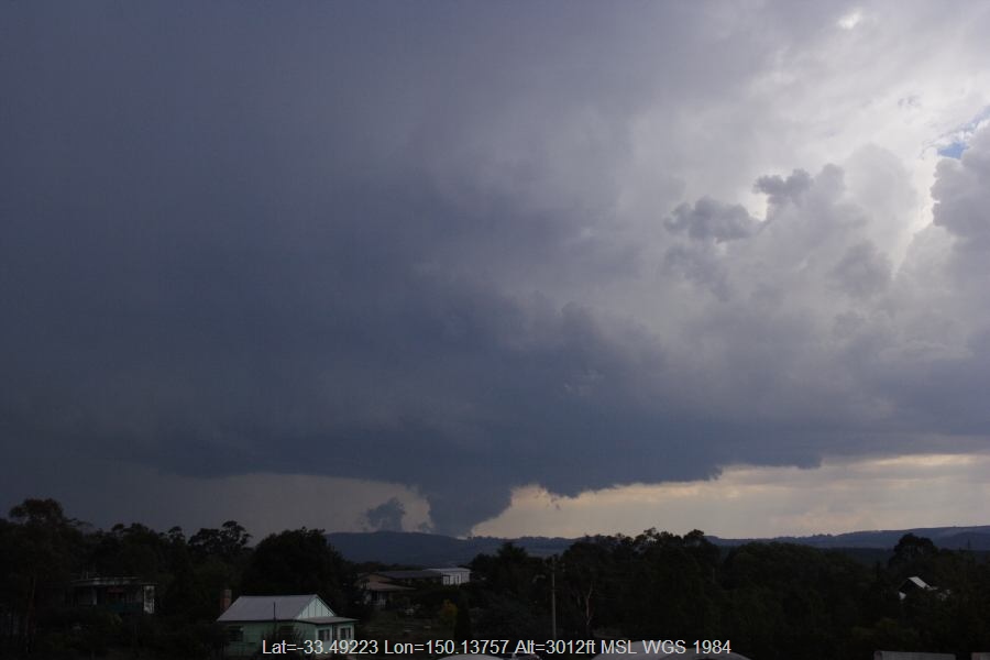 20070207jd24_thunderstorm_wall_cloud_near_lithgow_nsw