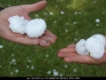 20081230mb059_hail_stones_lismore_nsw