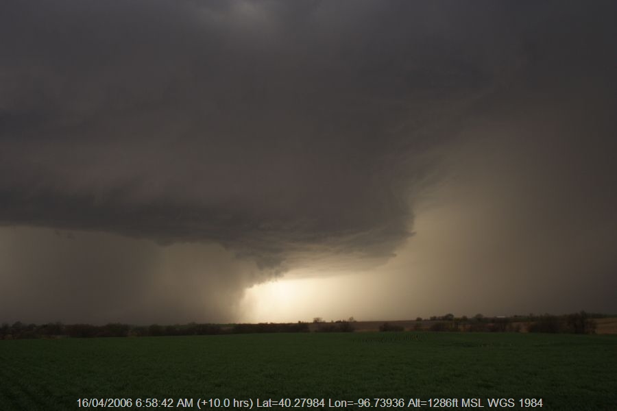 20060415jd06_precipitation_cascade_e_of_beatrice_nebraska_usa