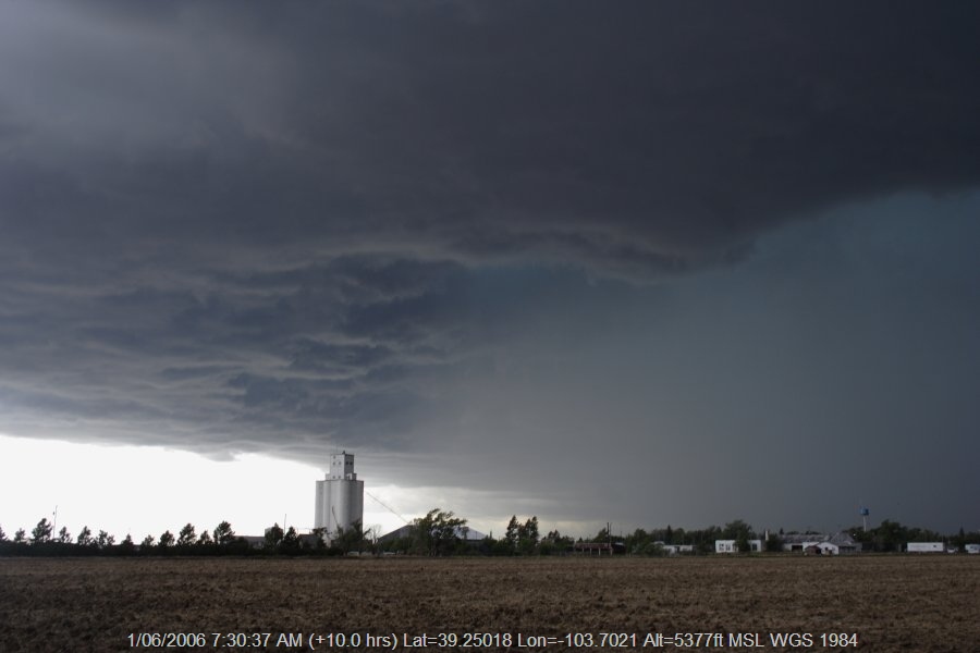 20060531jd23_precipitation_cascade_e_of_limon_colorado_usa