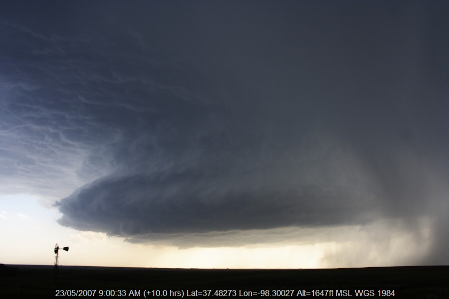 20070522jd056_precipitation_cascade_near_st_peters_kansas_usa