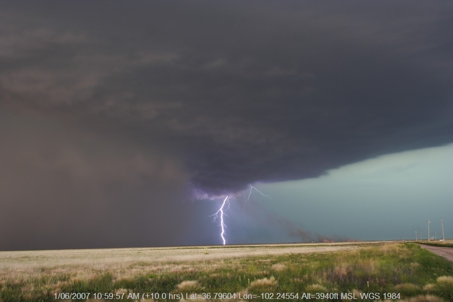 20070531jd125_precipitation_cascade_e_of_keyes_oklahoma_usa