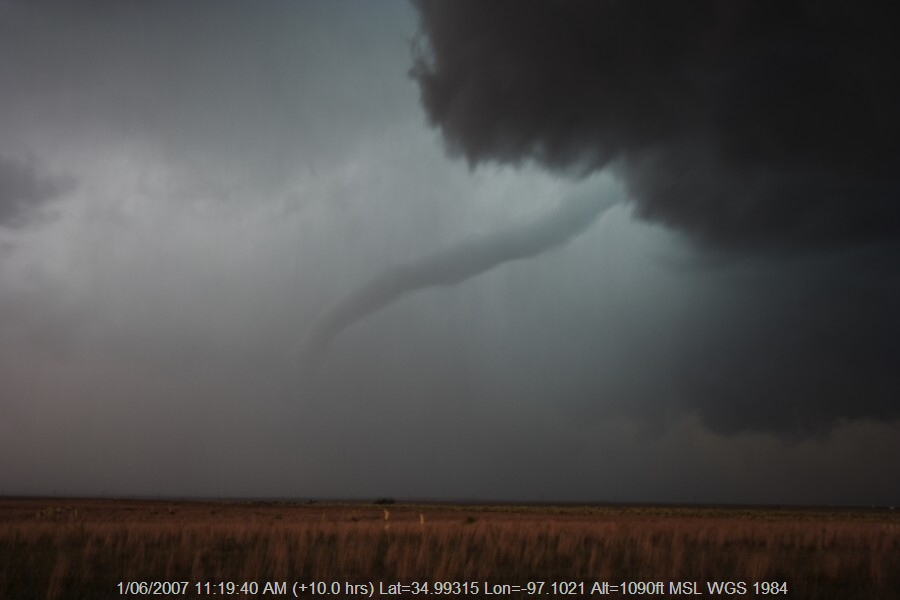 20070531jd147_precipitation_cascade_w_of_guyman_oklahoma_usa