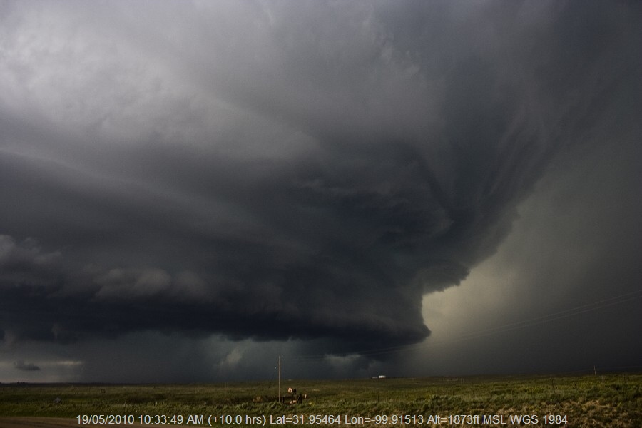 20100518jd051_precipitation_cascade_w_of_stinnet_texas_usa