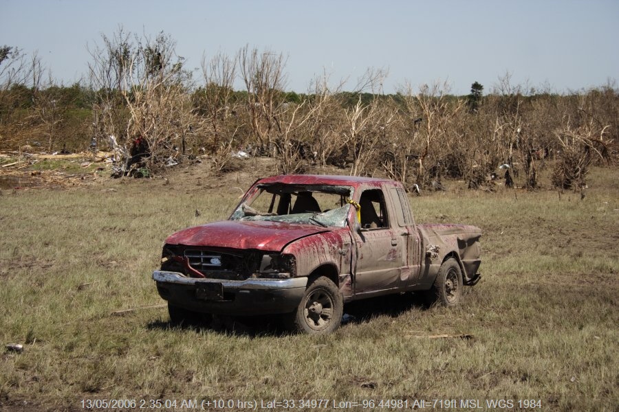 20060512jd09_storm_damage_westminster_texas_usa