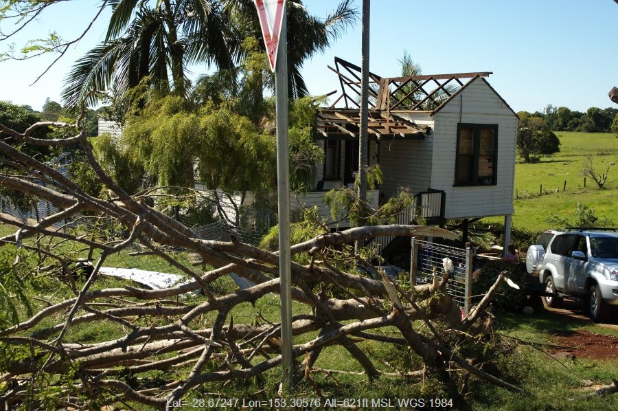 20071027mb27_storm_damage_dunoon_tornado_nsw