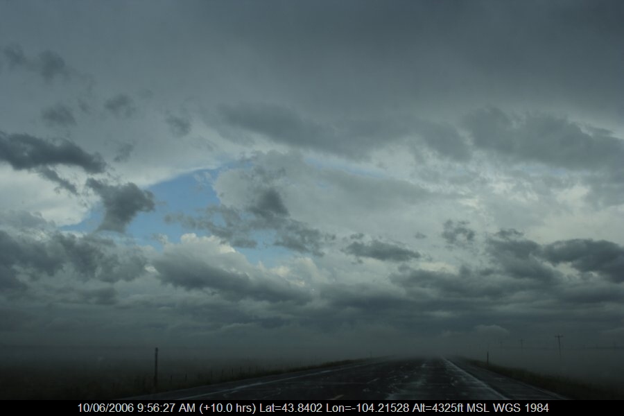 20060609jd72_fog_mist_frost_s_of_newcastle_wyoming_usa