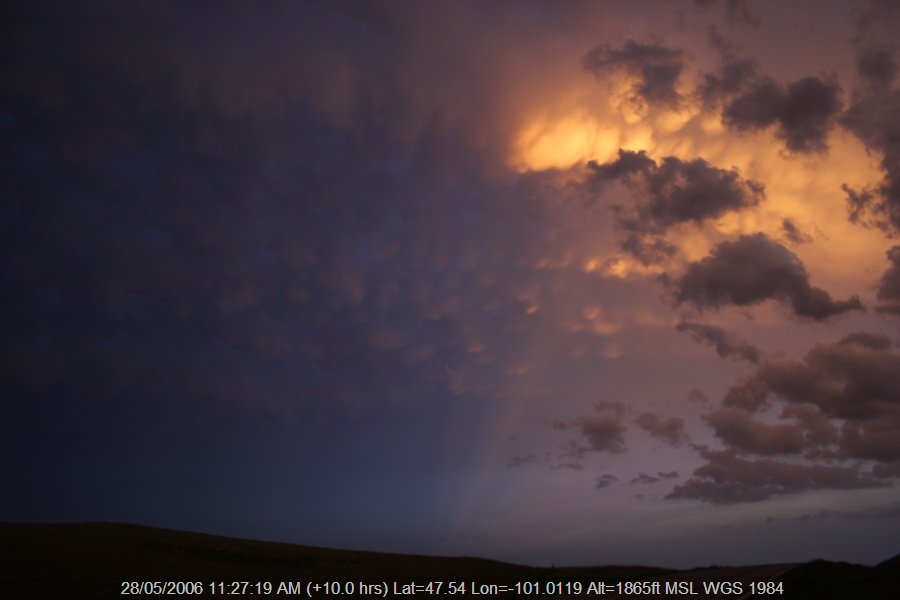 20060527jd36_sunset_pictures_s_of_bismark_north_dakota_usa
