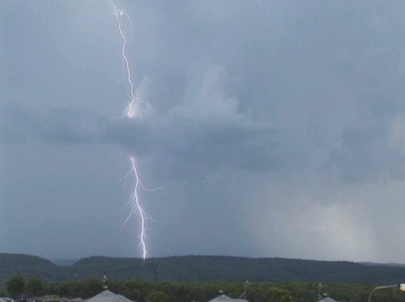 Outer South West Sydney Storm chase and lightning show 9/1/2015 13