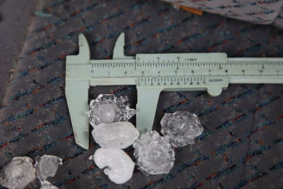 Hail to 2.5cm