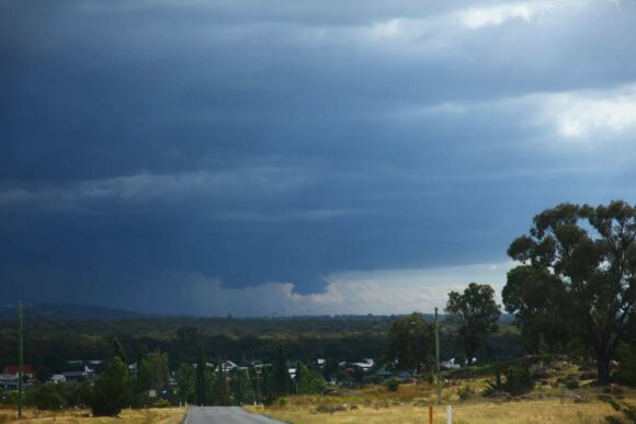 No it is not what you are thinking - it is a scud feature rising into the base due to outflow.